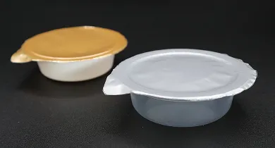 樹脂カップの写真